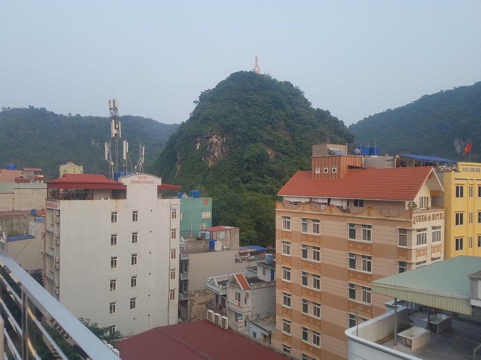 Anh Thuan Hotel 1 Cat Ba Island Ngoại thất bức ảnh