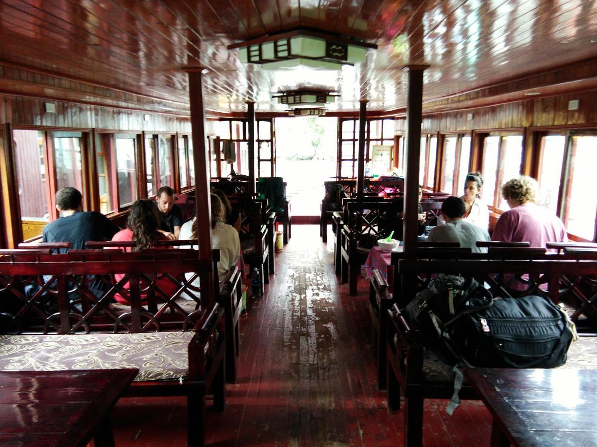 Anh Thuan Hotel 1 Cat Ba Island Ngoại thất bức ảnh