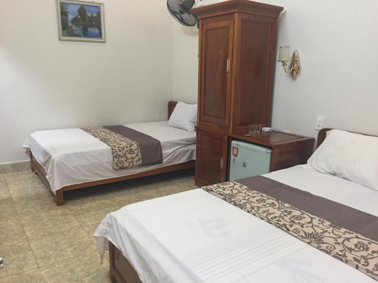 Anh Thuan Hotel 1 Cat Ba Island Ngoại thất bức ảnh